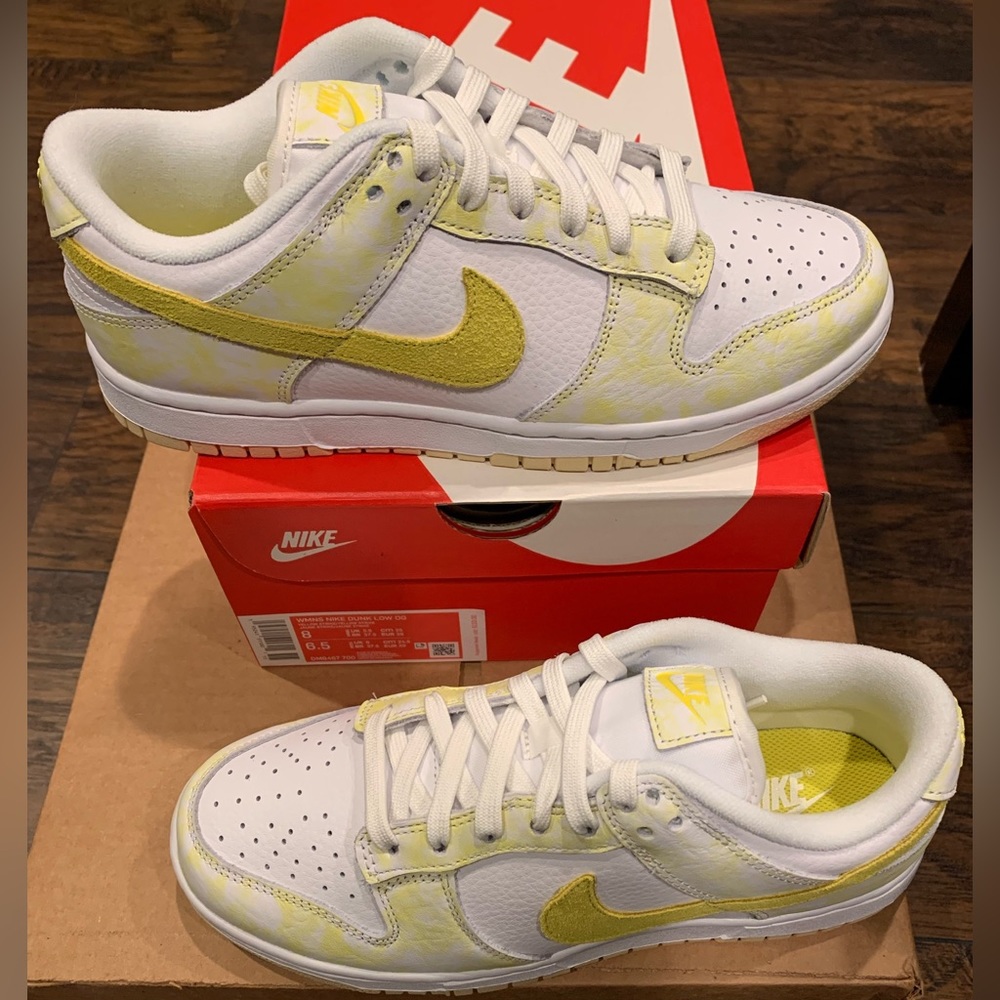 WOMAN’S NIKE DUNK LOW OG